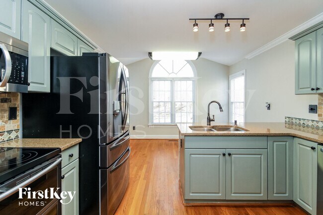 Foto del edificio - 909 Woodview Ridge Trail