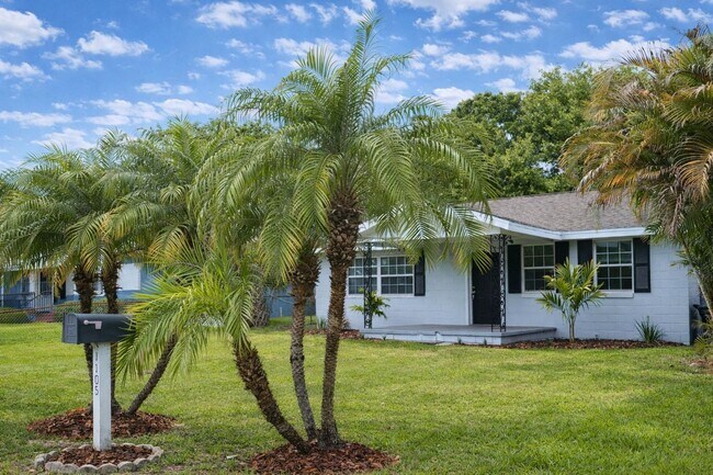 Foto del edificio - 3 Bedroom, 1 Bathroom Home for Rent in Tampa!