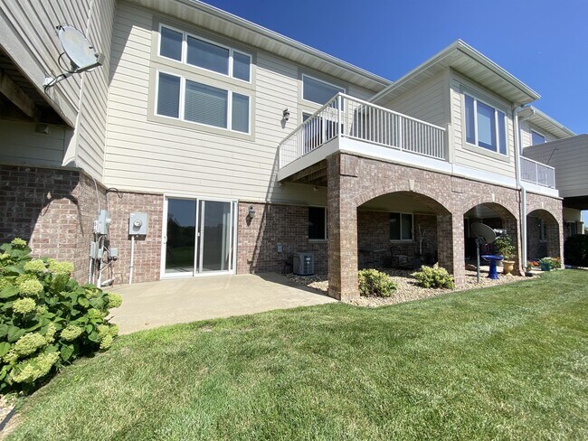 Foto del edificio - 1461 Belvior Ln NE