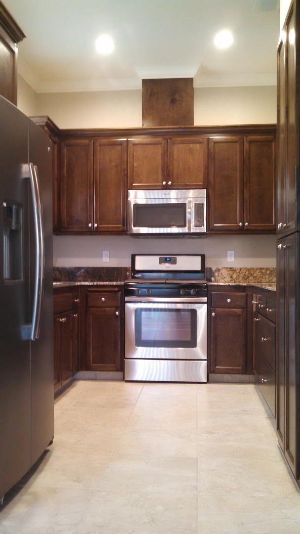 Foto del edificio - Beautiful Newer 4 Bedroom Home in Los Banos!