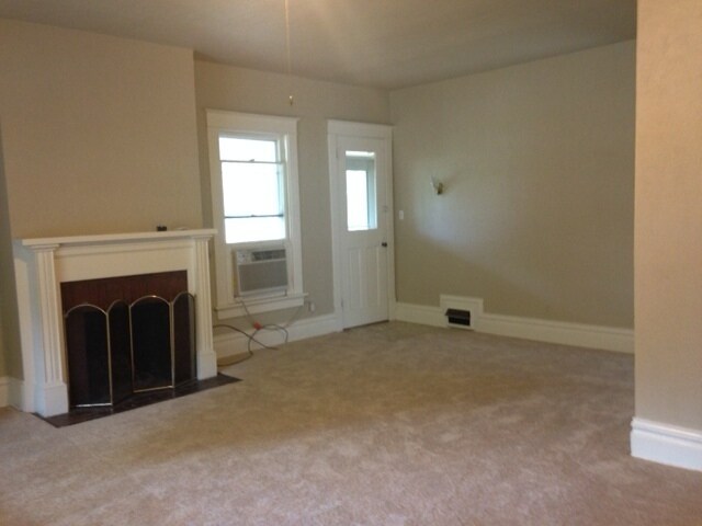 Building Photo - 1130 Krug Park Place