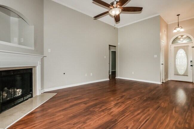 Foto del edificio - 5847 Wendover Cove