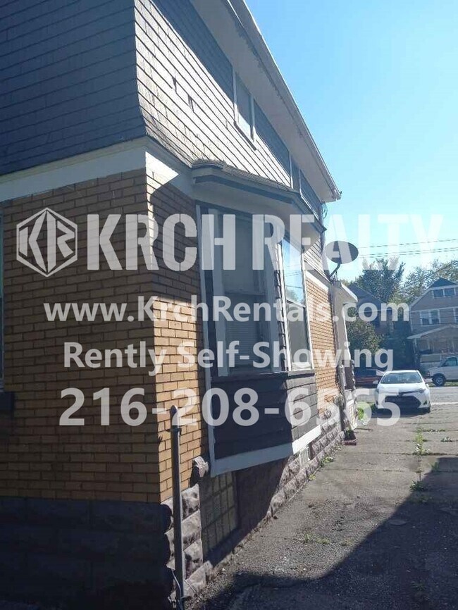 Building Photo - 13609 Caine Ave