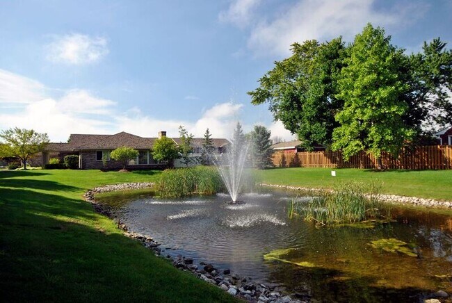 Foto del edificio - Village Place Apartments
