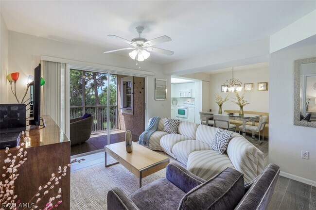 Foto del edificio - 481 Quail Forest Blvd