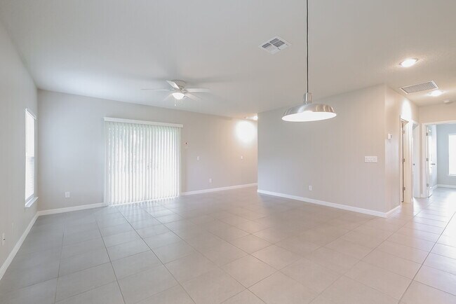 Foto del edificio - 1201 Croydon Cir