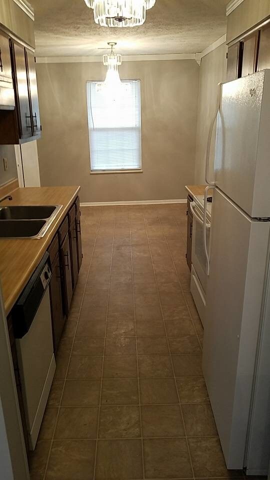 Foto del edificio - 9153 Cedarpark Ln NW