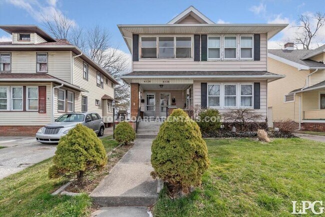 Foto del edificio - 4138 N Lockwood Ave
