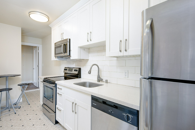Foto del edificio - 5026 22nd Ave NE