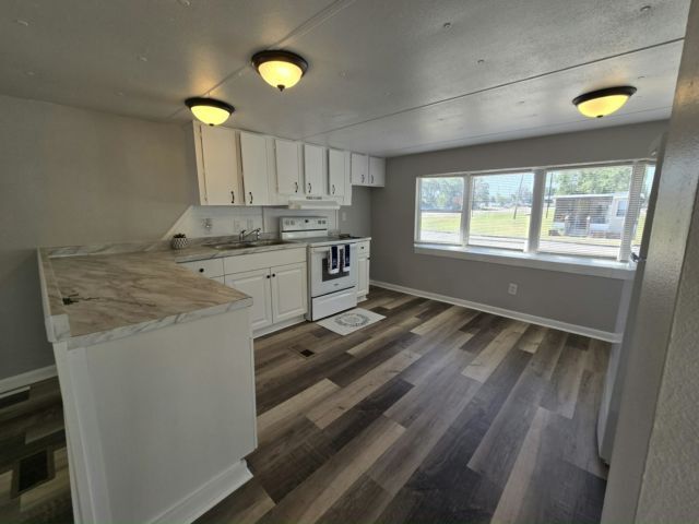 Foto del edificio - 11211 East Bay Rd