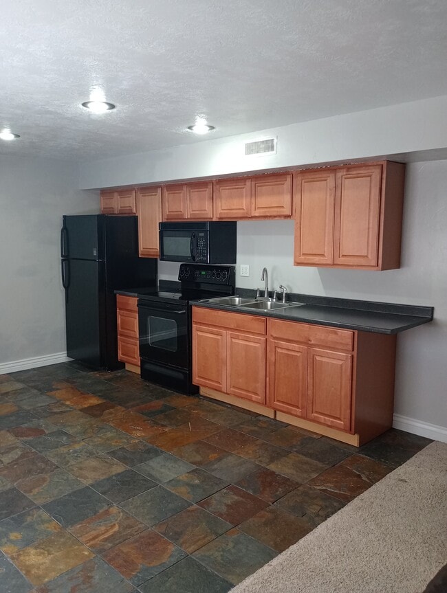 Building Photo - 3461 Jupiter Hills Dr