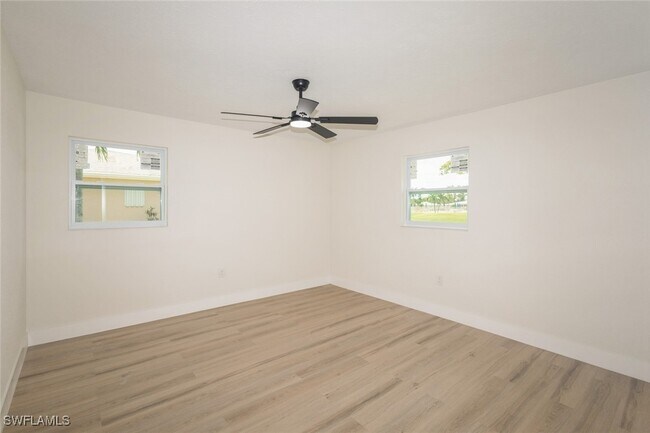 Building Photo - 2180 Leisure Ln