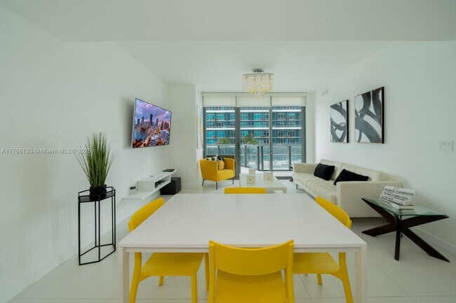 Foto del edificio - 1300 S Miami Ave