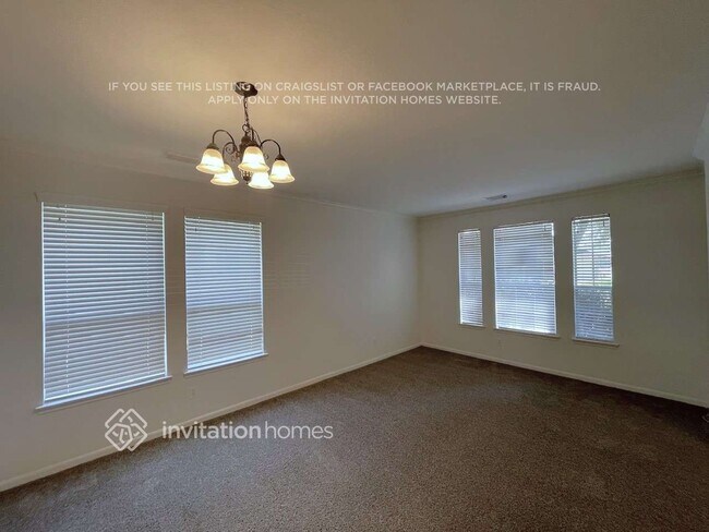 Foto del edificio - 16818 Tranquility Park Dr