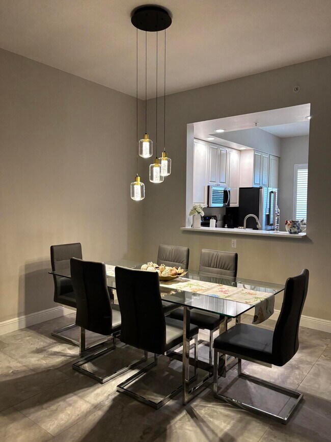 Foto del edificio - 33 Harbour Isle Dr W