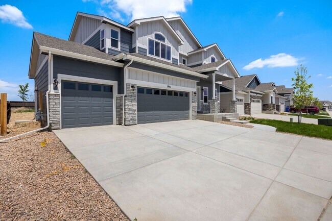 Building Photo - NEW 4 Bed/2.5 Bath Home in NW Loveland