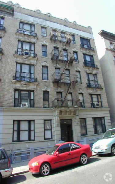 Foto del edificio - 512 W 180th St