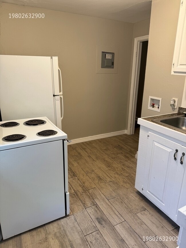 Building Photo - 2020 Rush Wind Dr