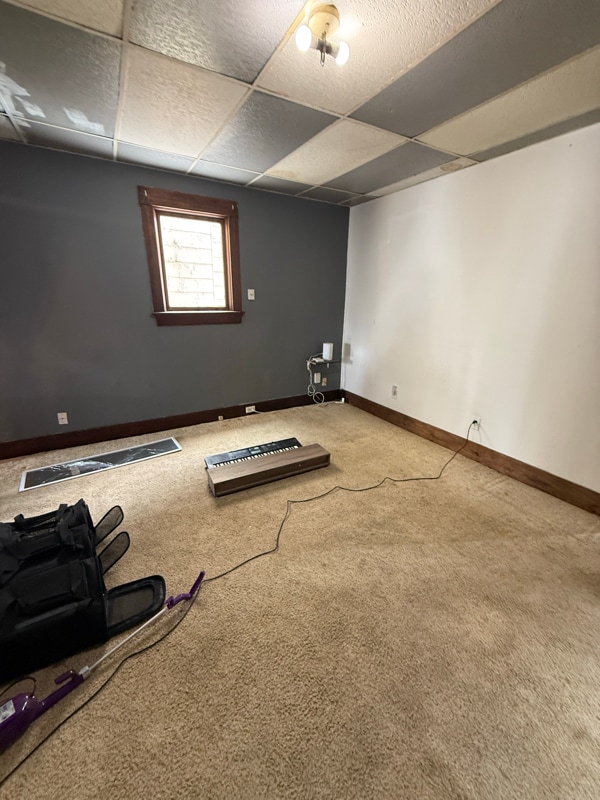 Building Photo - 407 W 4th St