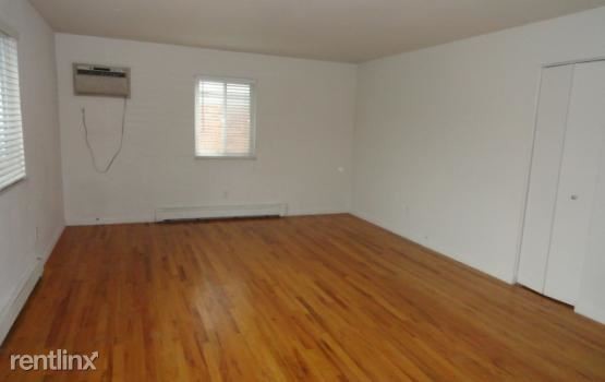 Foto del edificio - 1 br, 1 bath  - 38560 Meadowdale St Apt 1