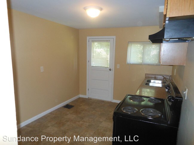 Building Photo - 2028 Innes Ave