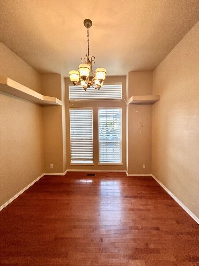 Foto del edificio - Beautiful 3 Bedroom 2 Bathroom Home