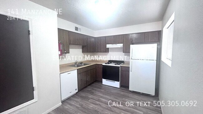 Building Photo - Beautiful Updated 2 Bedroom Unit Ready for...