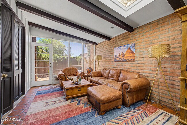 Foto del edificio - 3046 N 32nd St