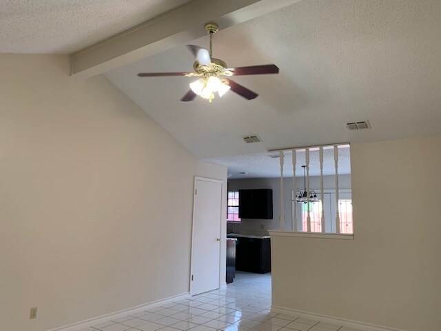 Foto del edificio - 5707 Post Oak Dr