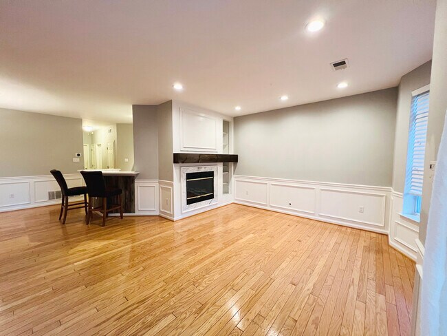 Foto del edificio - 305 Dresher Woods Dr