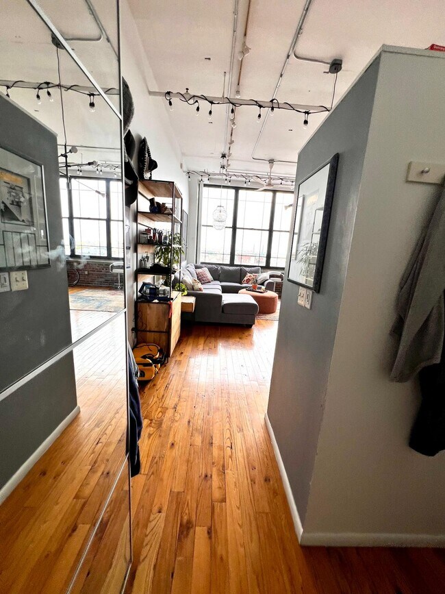 Foto del edificio - 314 N 12th St