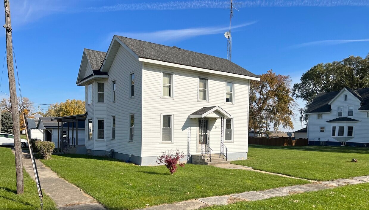 Foto principal - 120 Emmett St