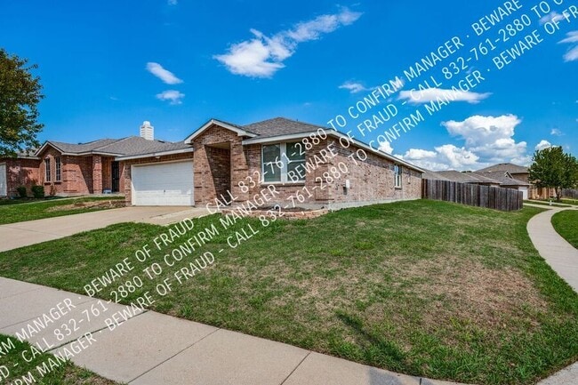 Building Photo - 616 Almandora Dr