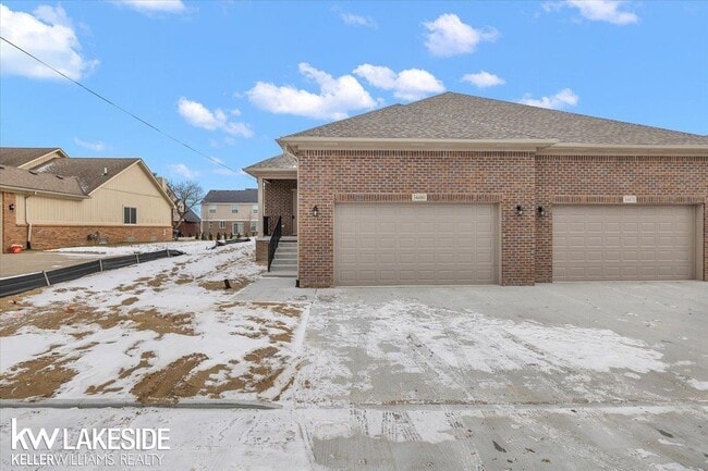 Building Photo - 34450 Maple Ln Dr