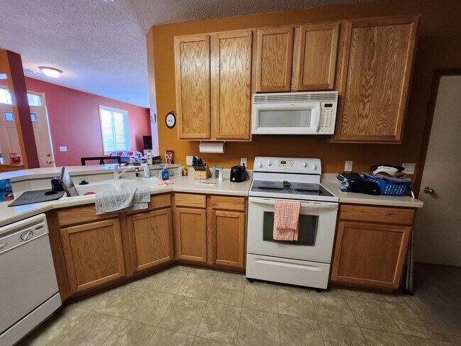 Foto del edificio - 1740 Prescott Ct