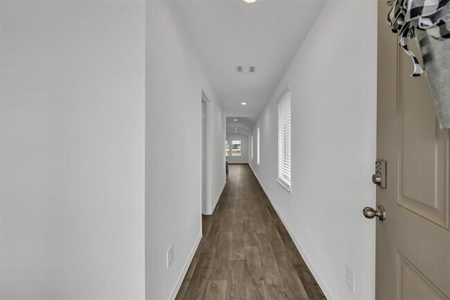 Foto del edificio - 16505 Amelia Pines Ct