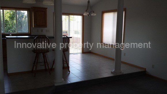 Foto del edificio - 7720 W Marlis St