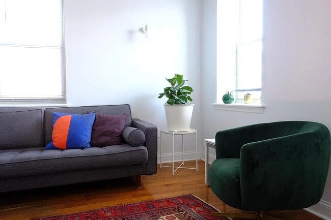 Living Room - 115 E Girard Ave