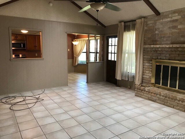 Foto del edificio - 13851 Susancrest Dr