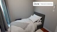 Foto principal - Private bedroom in 3 bed/1 bath Home