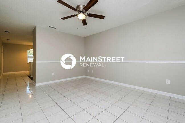 Building Photo - 3 Bedroom Pet-Friendly Home in TAMPA, FL with Main Street Renewal