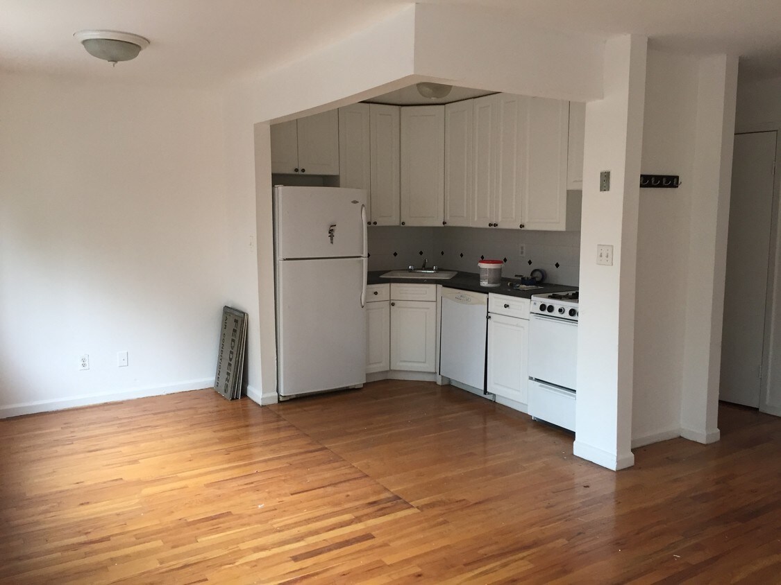 Foto principal - 188 8th St