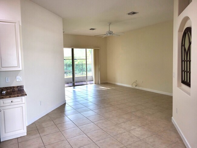 Building Photo - 2659 W Brookfield Way