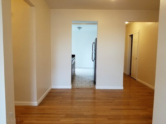 Foto del edificio - 3415 Parsons Blvd