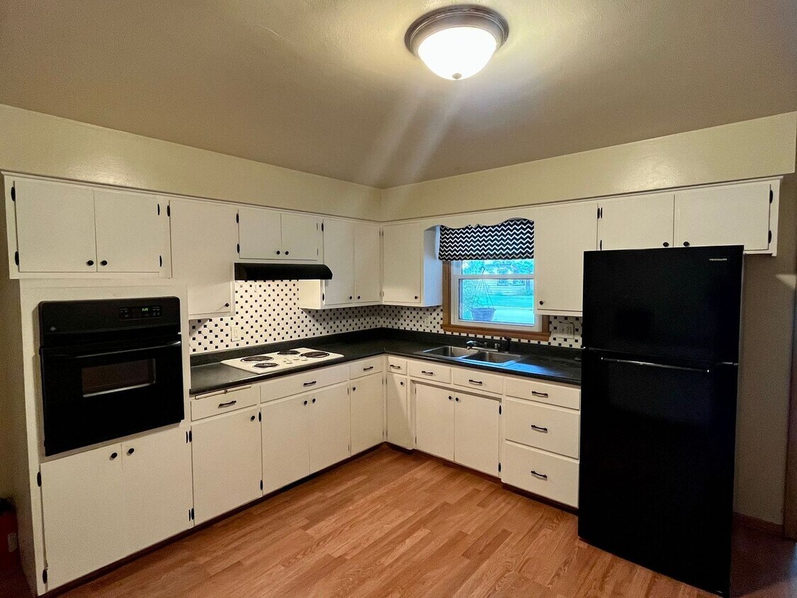 Primary Photo - 3 Bed 1 Bath Single Family Home in Wausau
