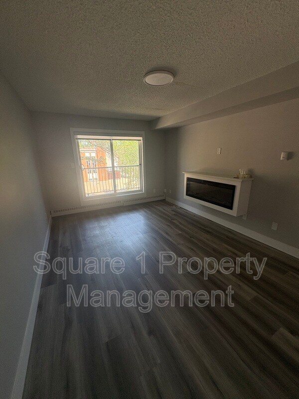 Building Photo - 9905-9983 83 Ave NW