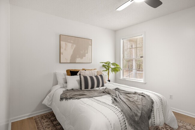 Foto del edificio - 515 Pearson Town Rd