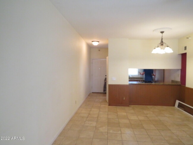 Building Photo - 8020 E Thomas Rd