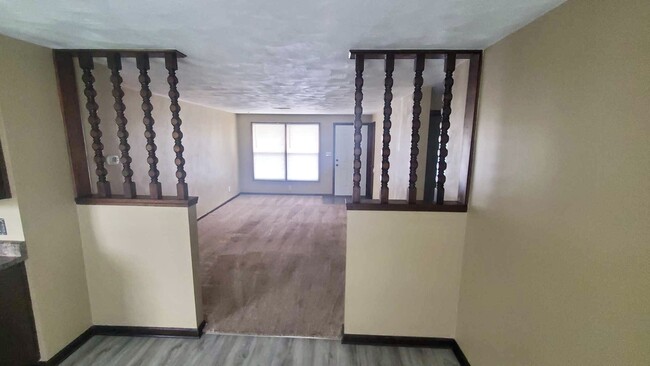 Building Photo - 3200 Grassy Ct