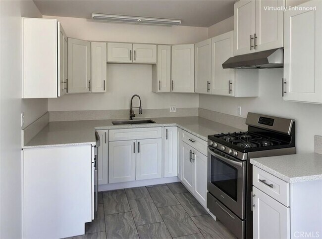 Foto del edificio - 700 W E St